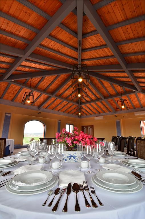 Hotel San Miguel Del Valle Amblés 3*