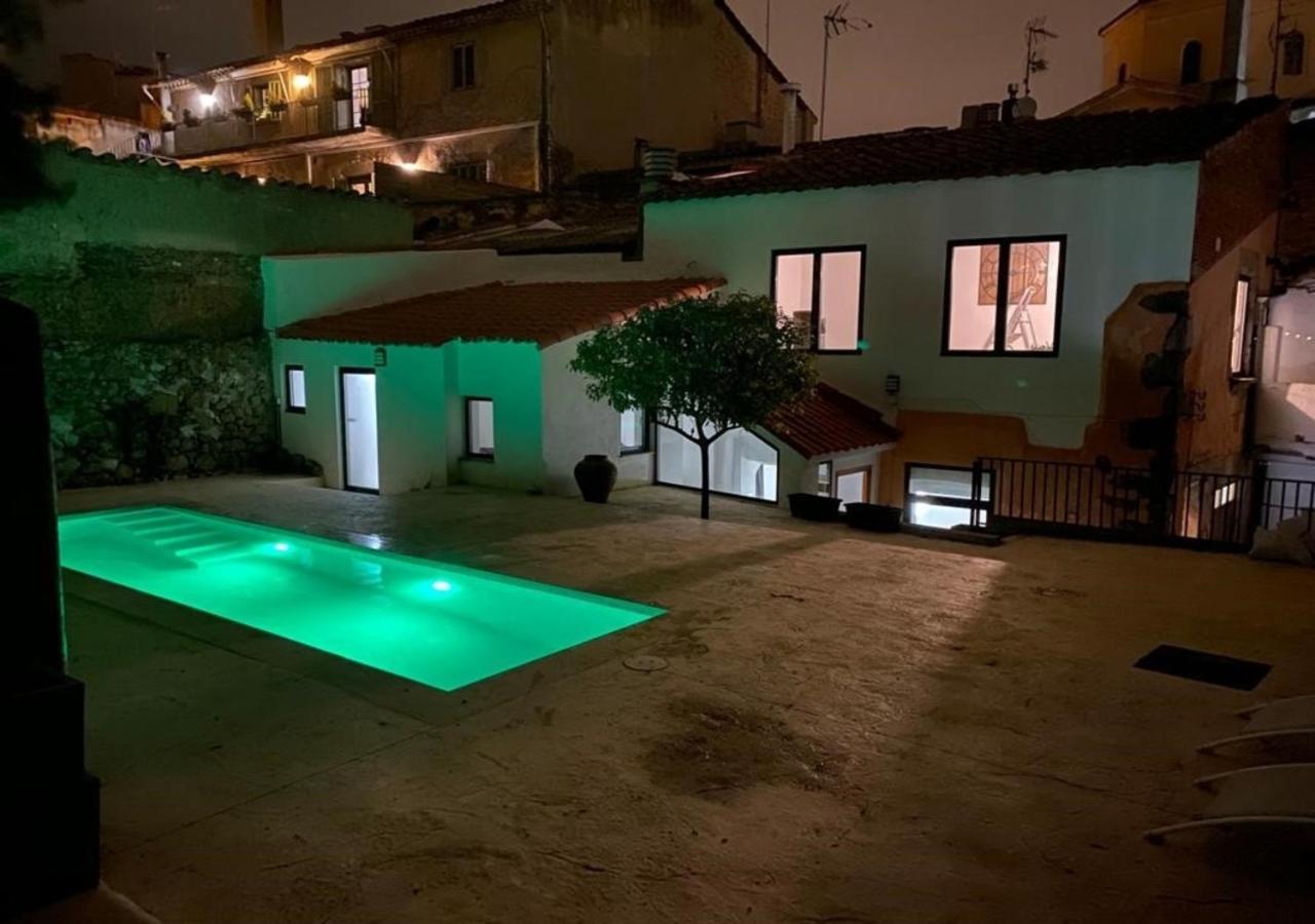 Costa Maresme, Barcelona ,valentinos House & Pool Villa *