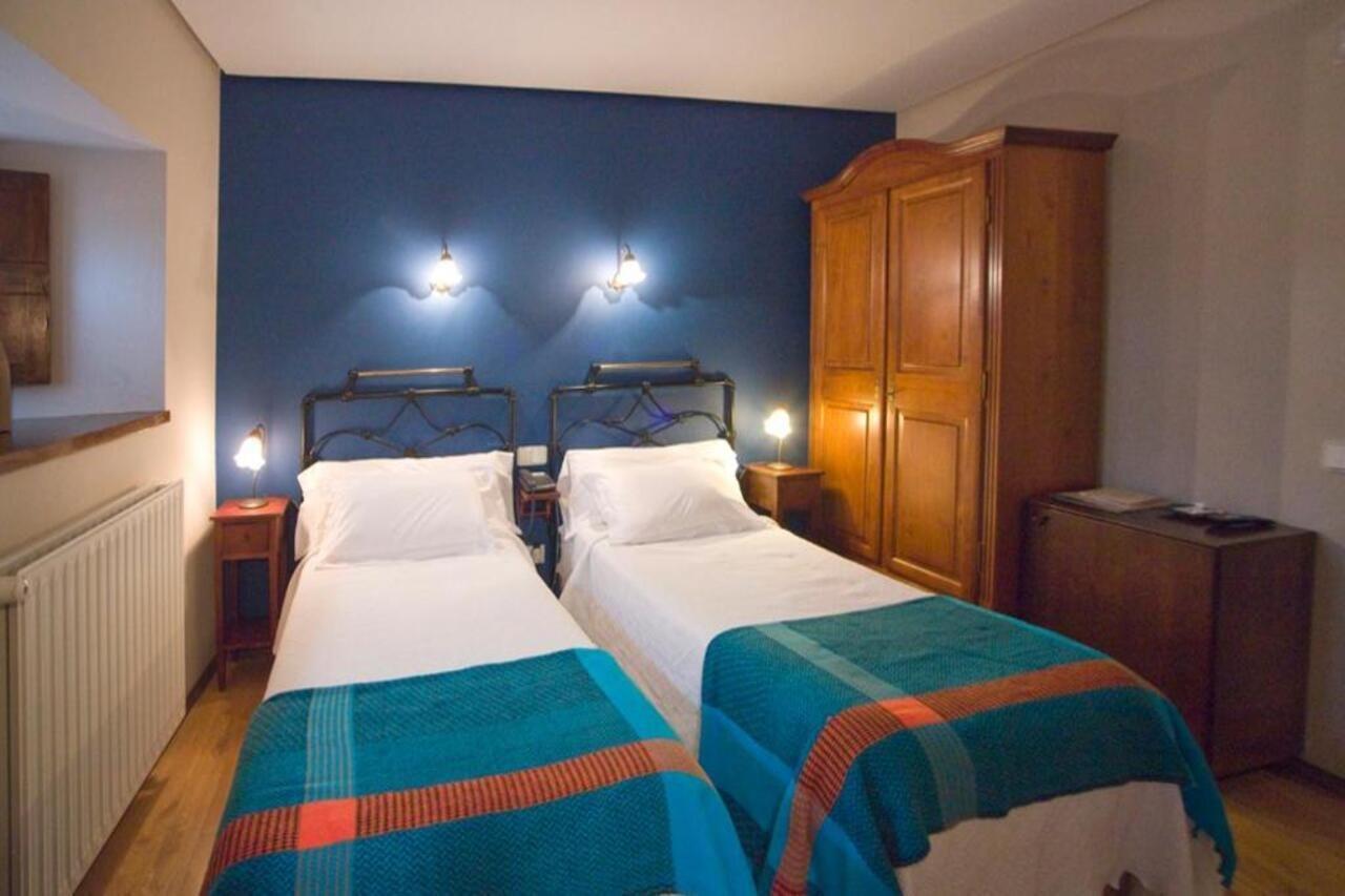 Hotel Castillo De Valdés Salas