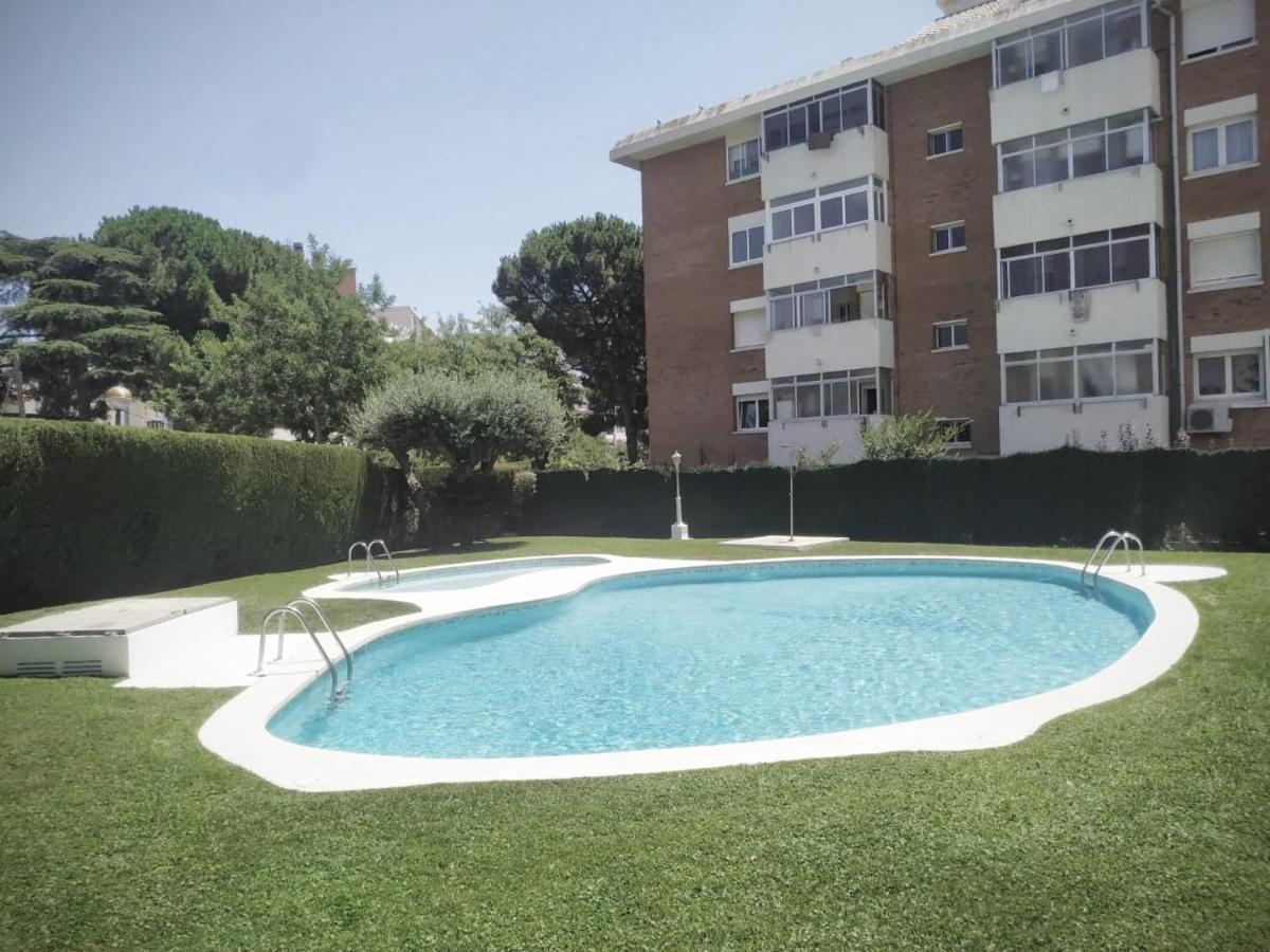 Precioso Apto, Con Piscina En Puerto De Apartamento *