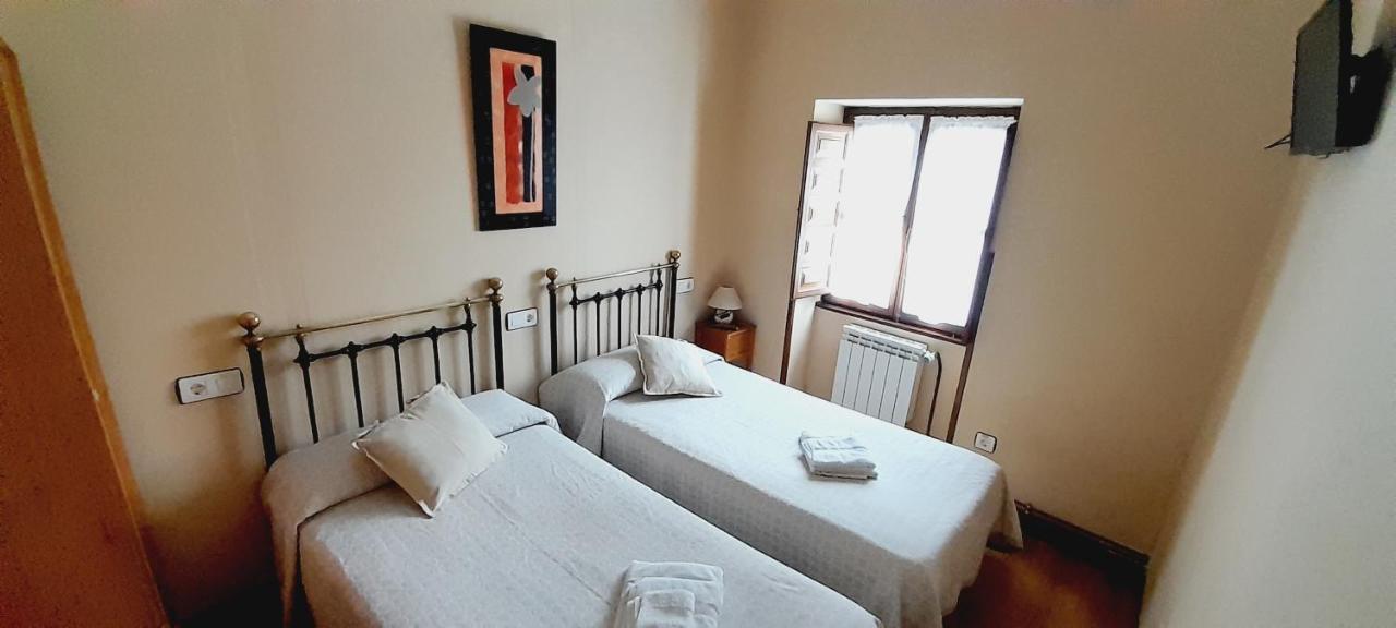 Casa La Barria * Nueva De Llanes