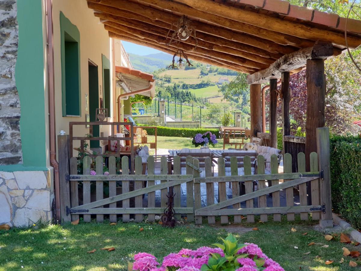 La Pumarada De Limes I Country house Cangas De Narcea