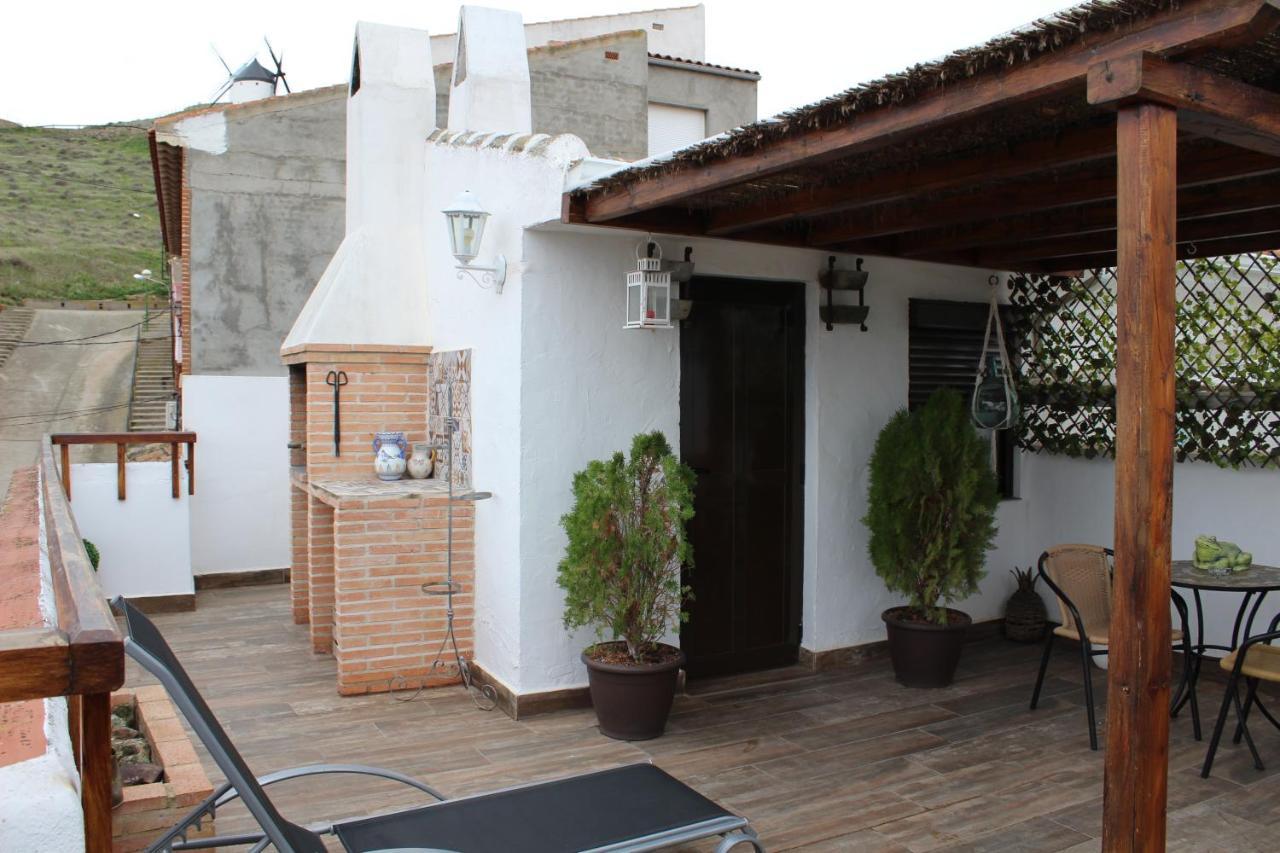 Oncemolinos Con Desayuno Apartment Consuegra