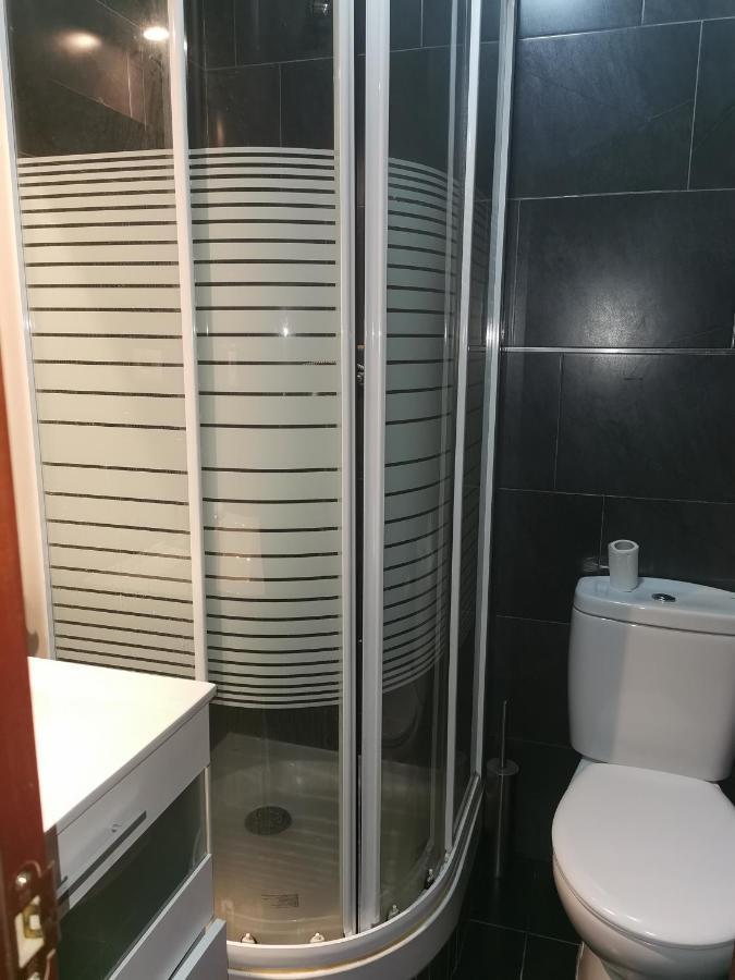 Apartamento con piscina urbanización embarcadero Limpias Apartamento Limpias