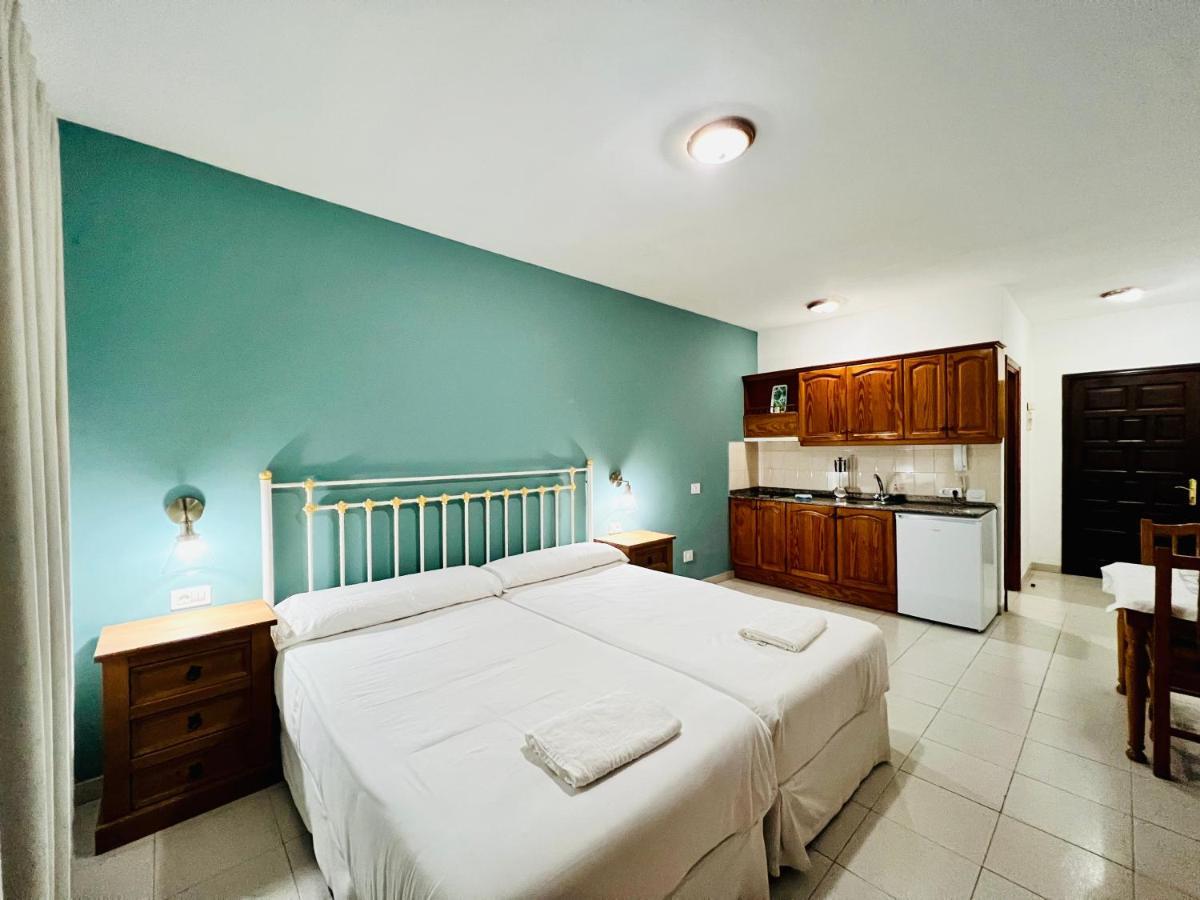 Apartamentos Frontera Apartment