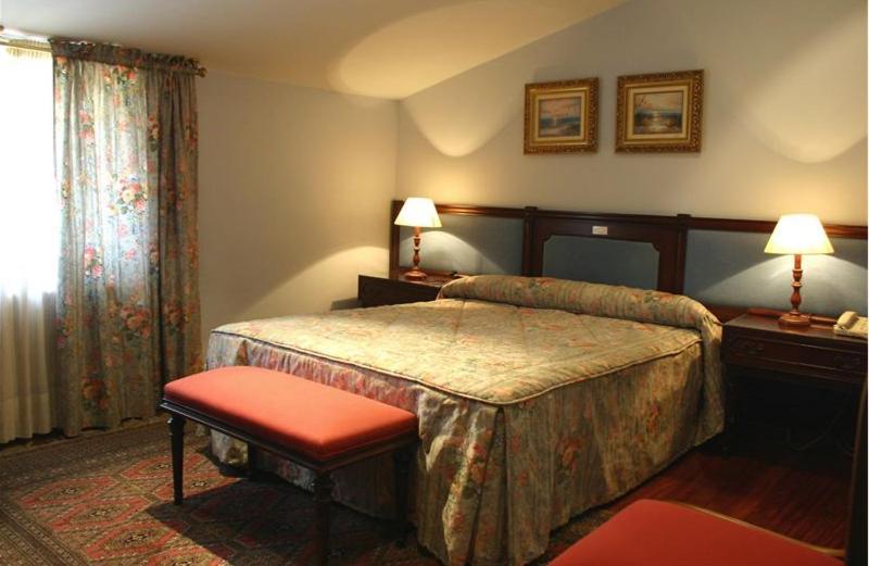 Hotel O Pino O Pino