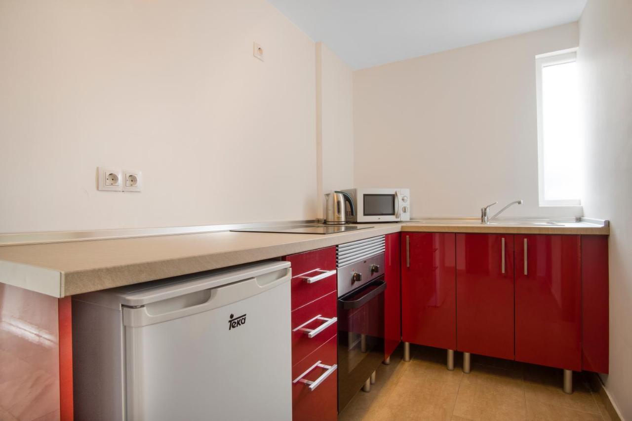 Aparthotel Duquesa Harbour Club