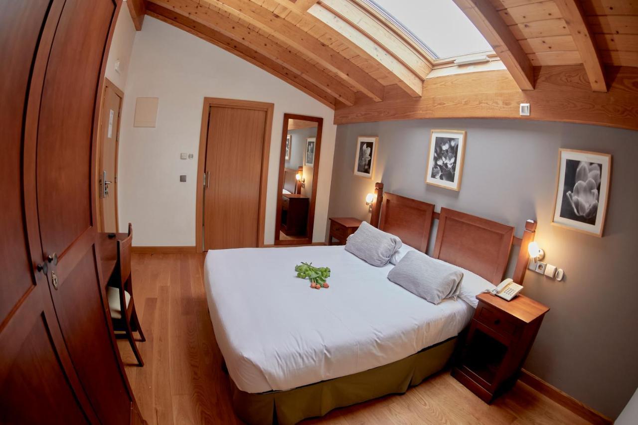 Casa Azcona Hotel 3*
