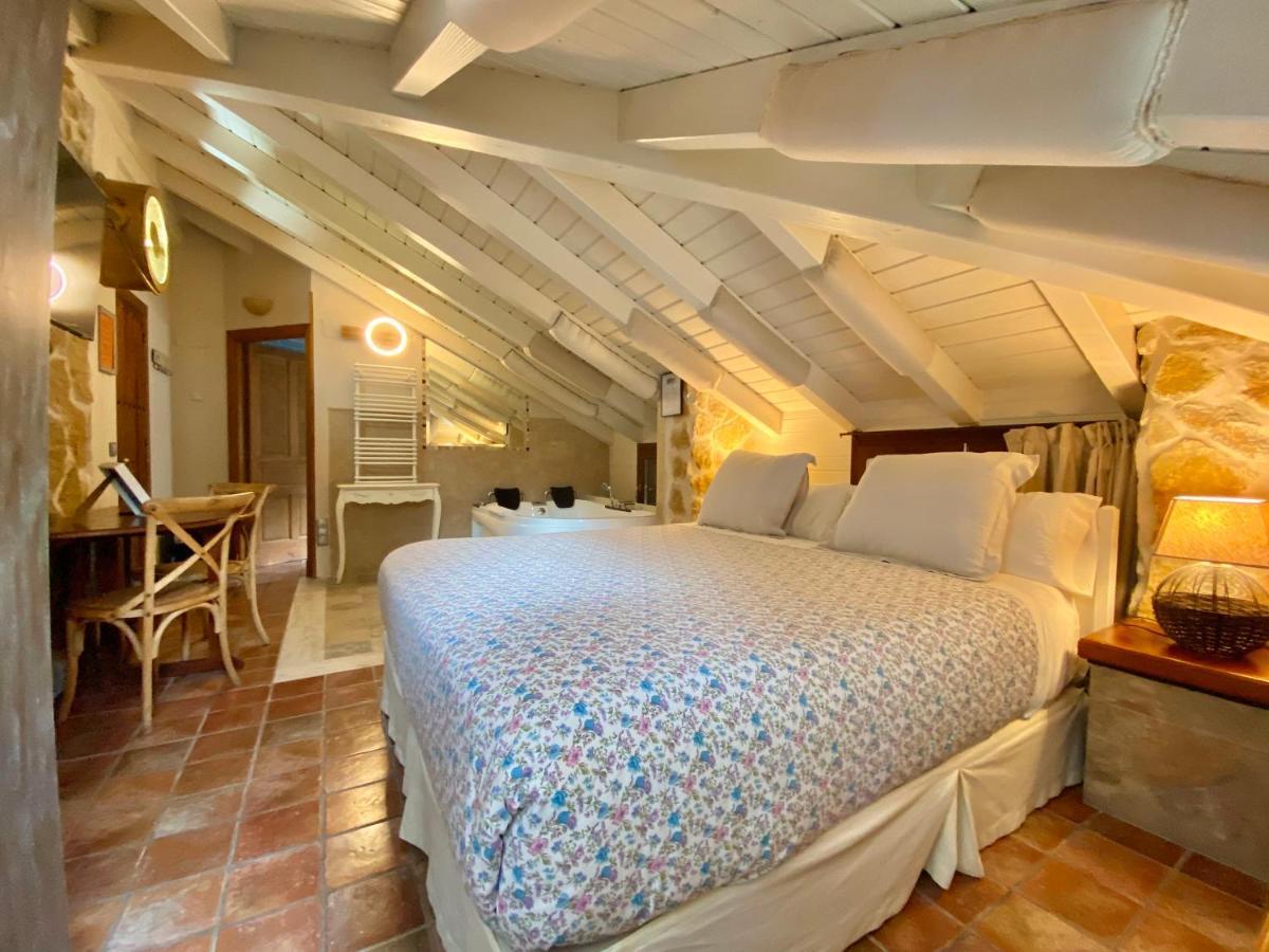 Akla La Casa Del Puente 3*