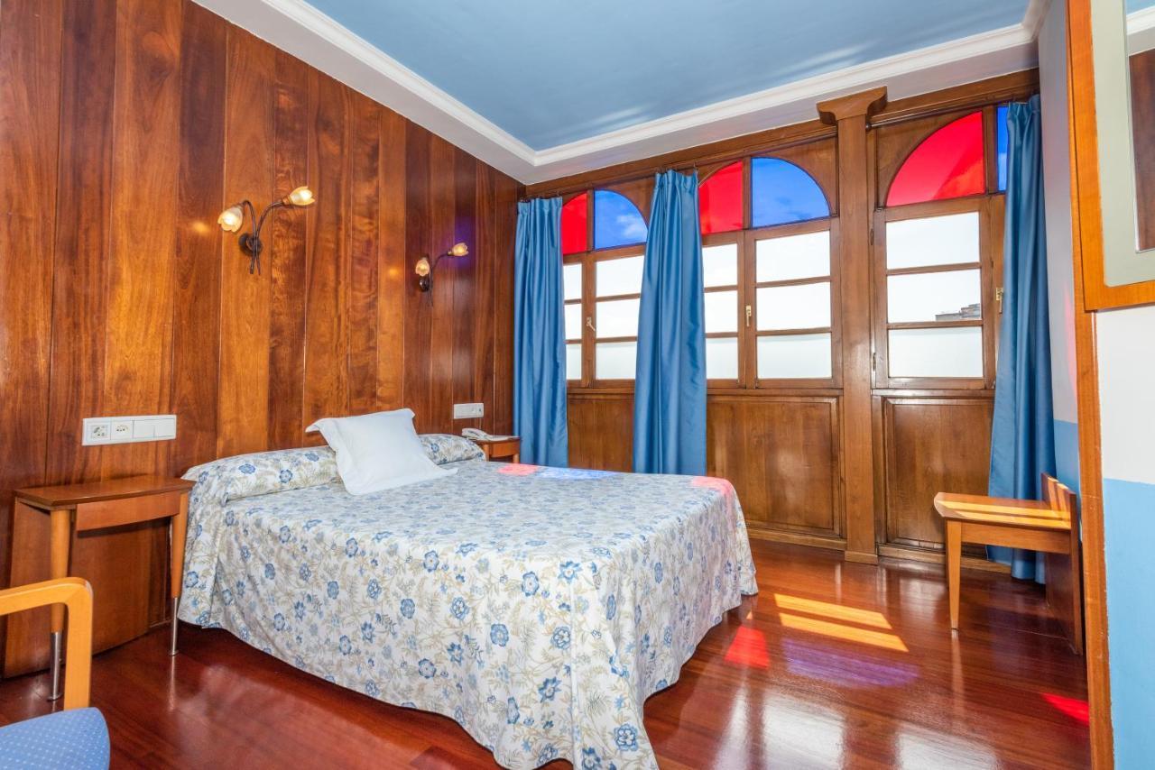 Hotel Castillo De Gauzón 3*