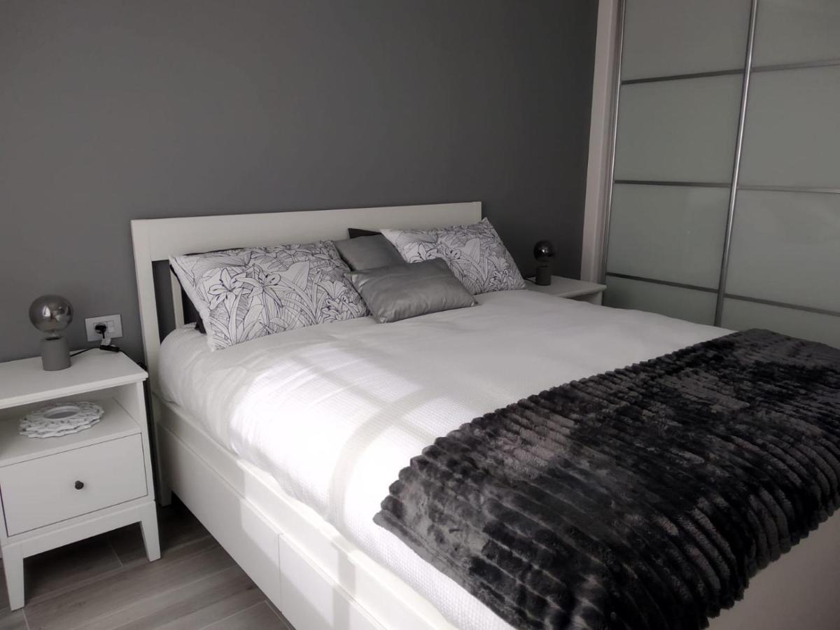 Apartamento Amplio En Illa De Arousa, Próximo A La Playa Illa de Arousa