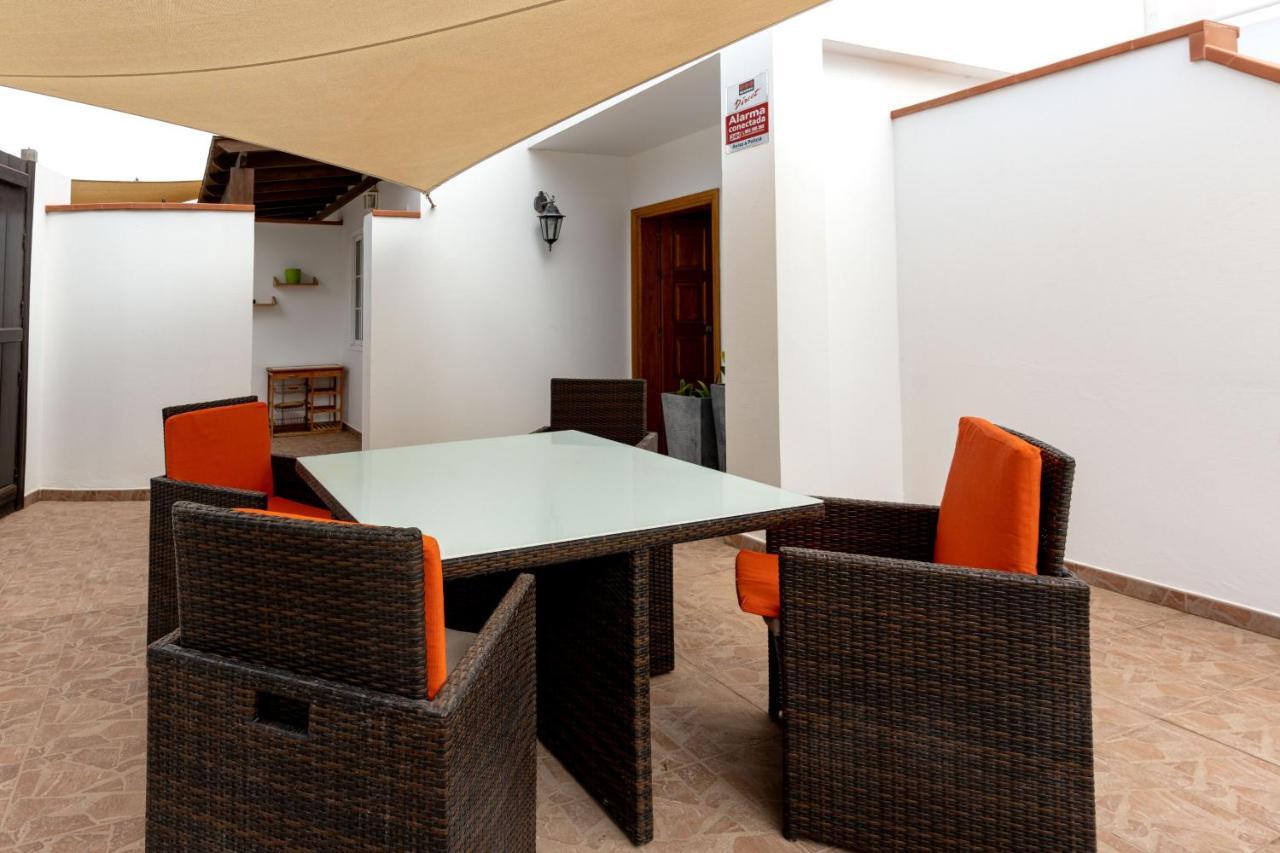 Villa Marina Ii Beachfront By Holidays Corralejo