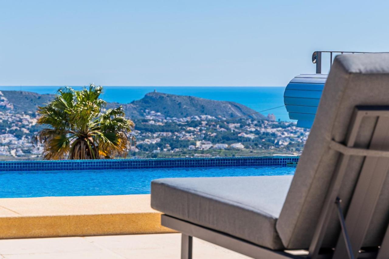 Luxury With Panoramic Views Over Moraira Villa