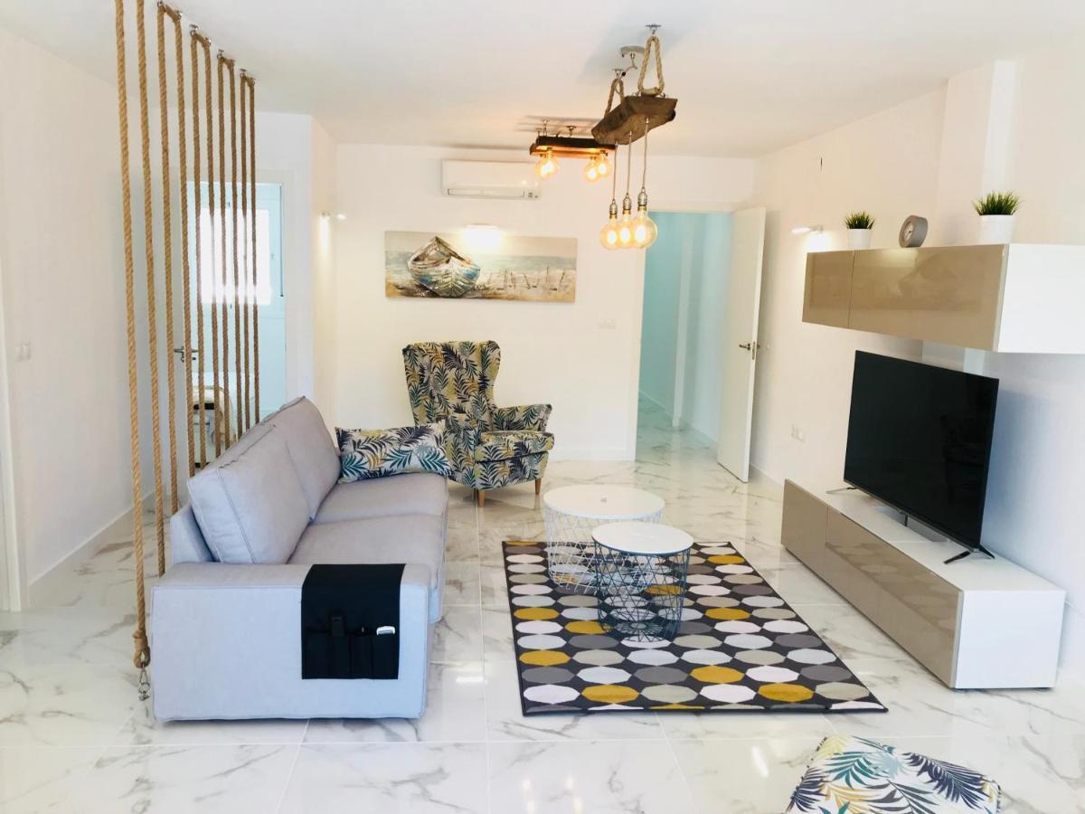 Apartamento New 2br 100m-to-beach Free Parking