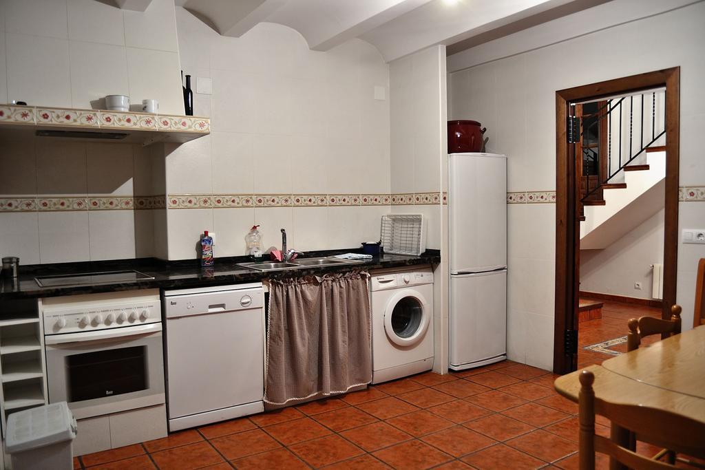 La Casa De Las Parrillas * Canamares