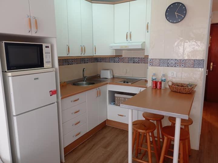 Bonito Estudio En Con Piscinas Apartamento