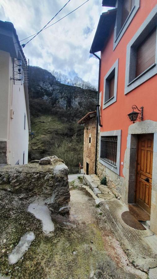 Casa Duje, Casa 7 En Plenos Picos De Europa Сasa de vacaciones Tielve
