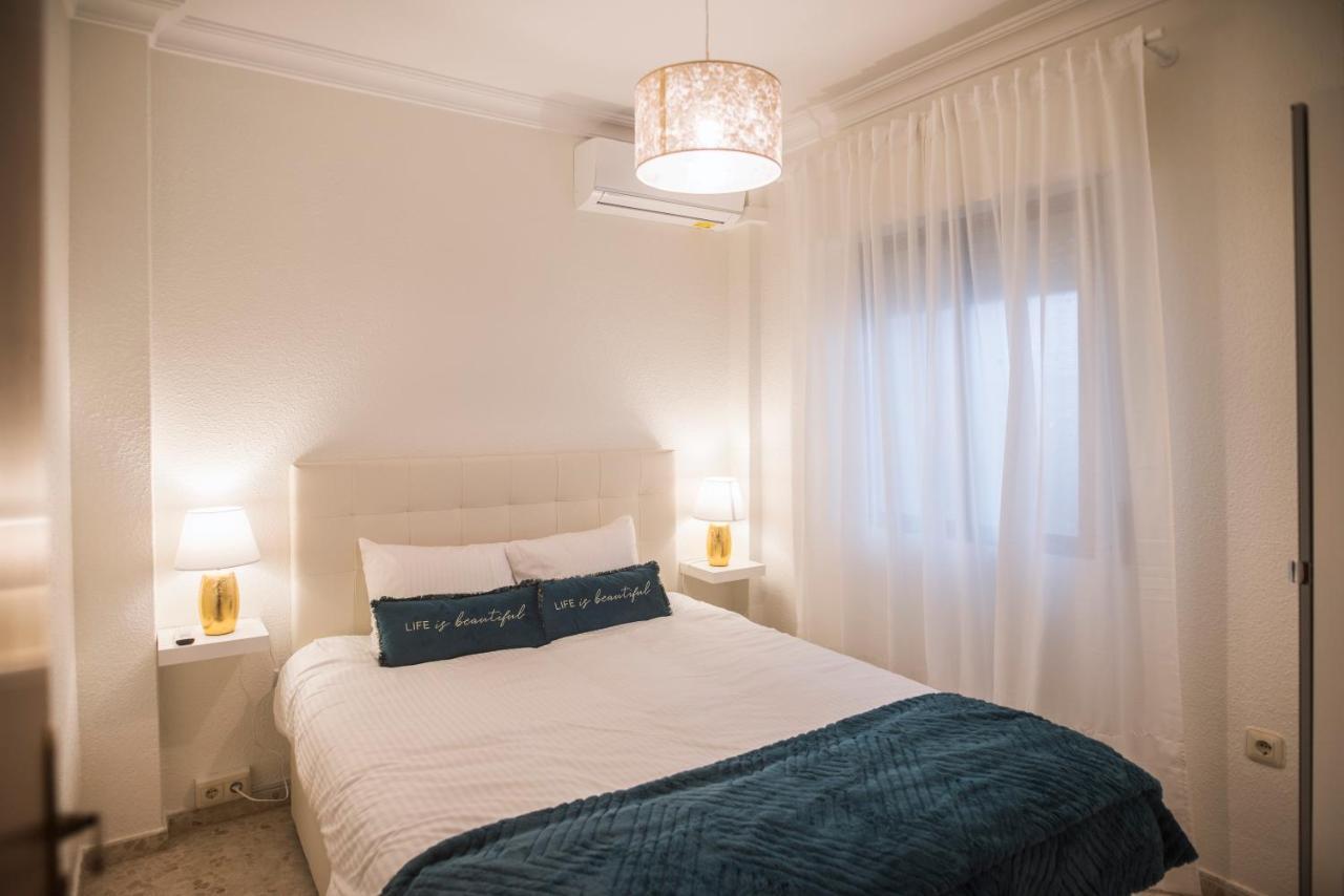 Plaza De La Laguna By Dulce Apartment