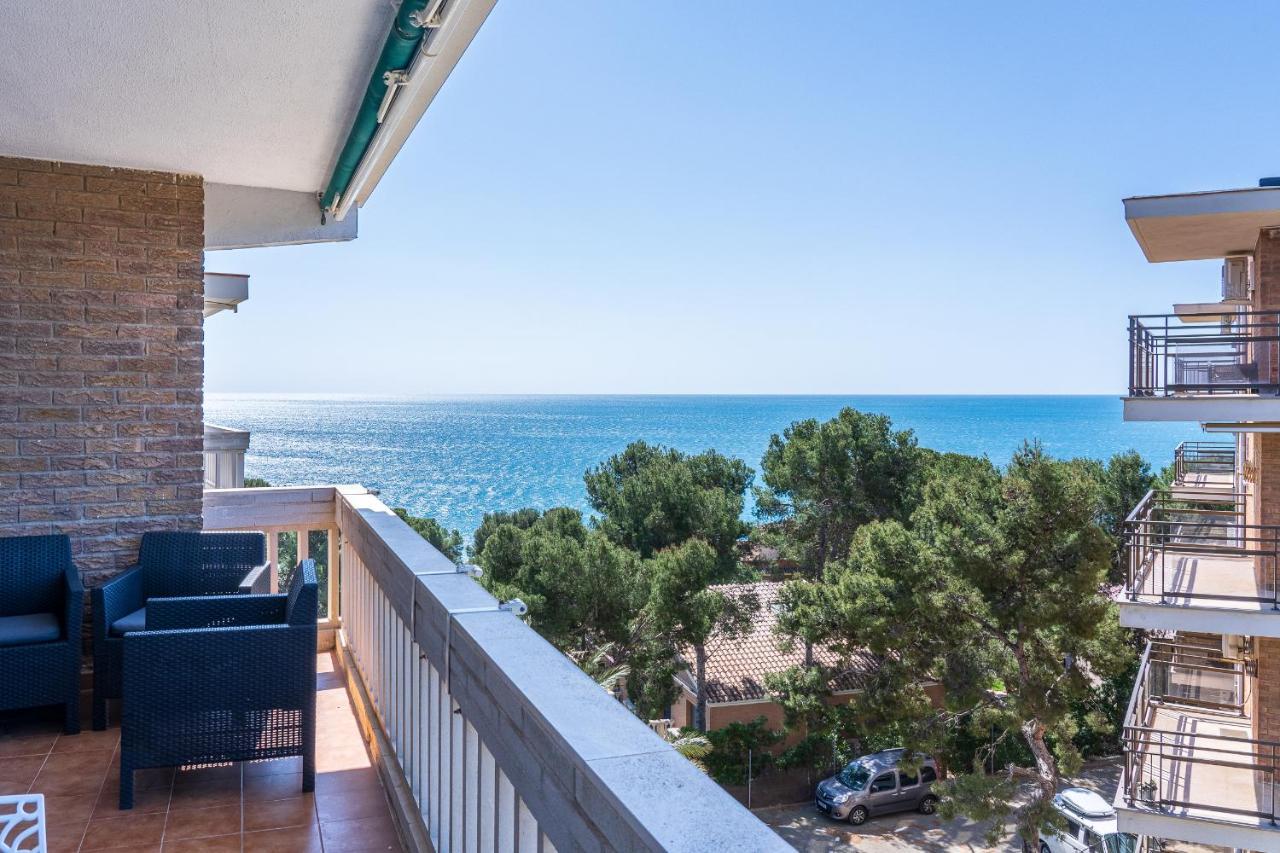 Hauzify I Punta Del Cavall Apartment *