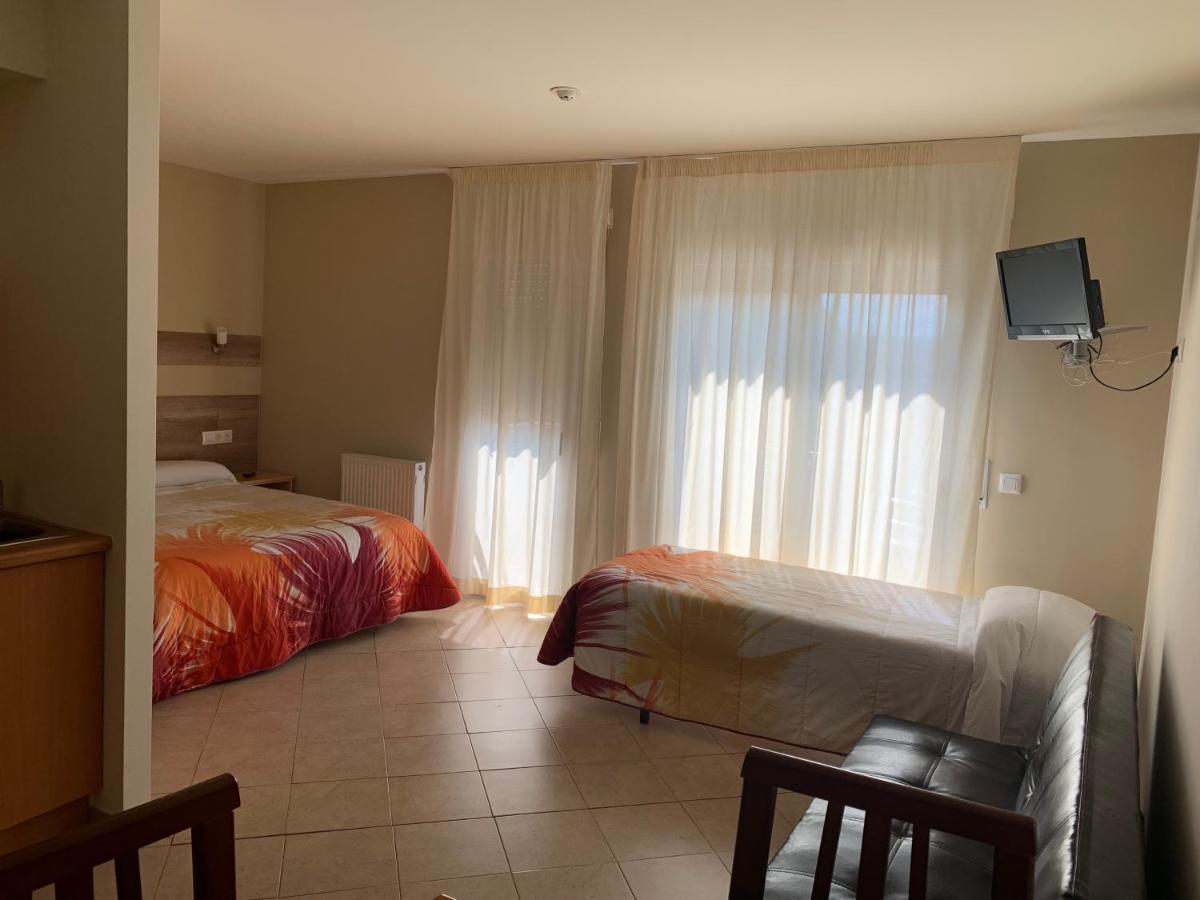 Raquel's - Habitacions I Turistics -