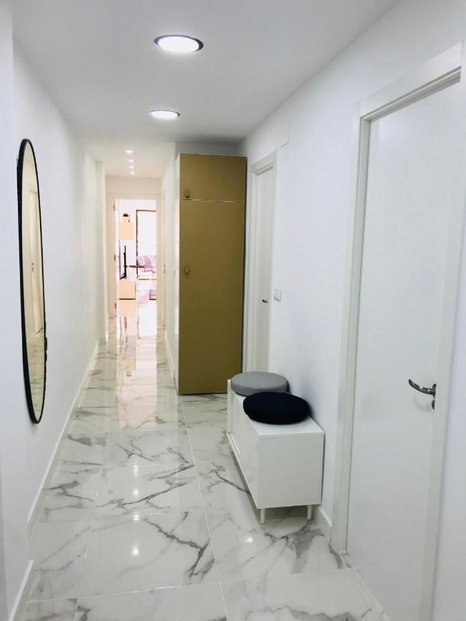 Apartamento New 2br 100m-to-beach Free Parking *