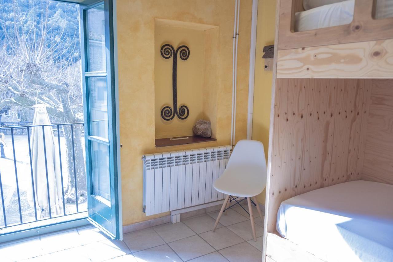 La Rectoria D'albanya Hostel *