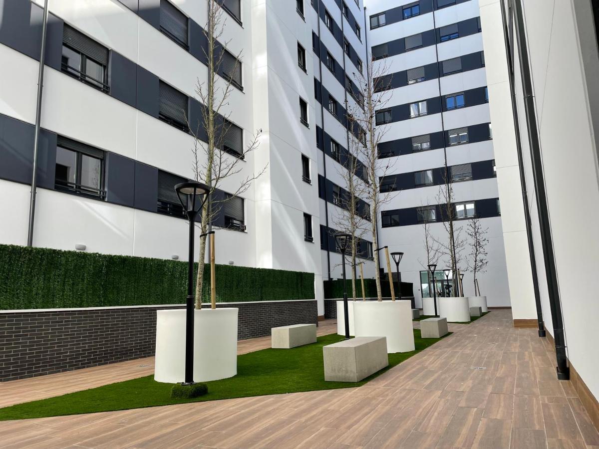Gran Bilbao Xi With Parking By Aston Apartment