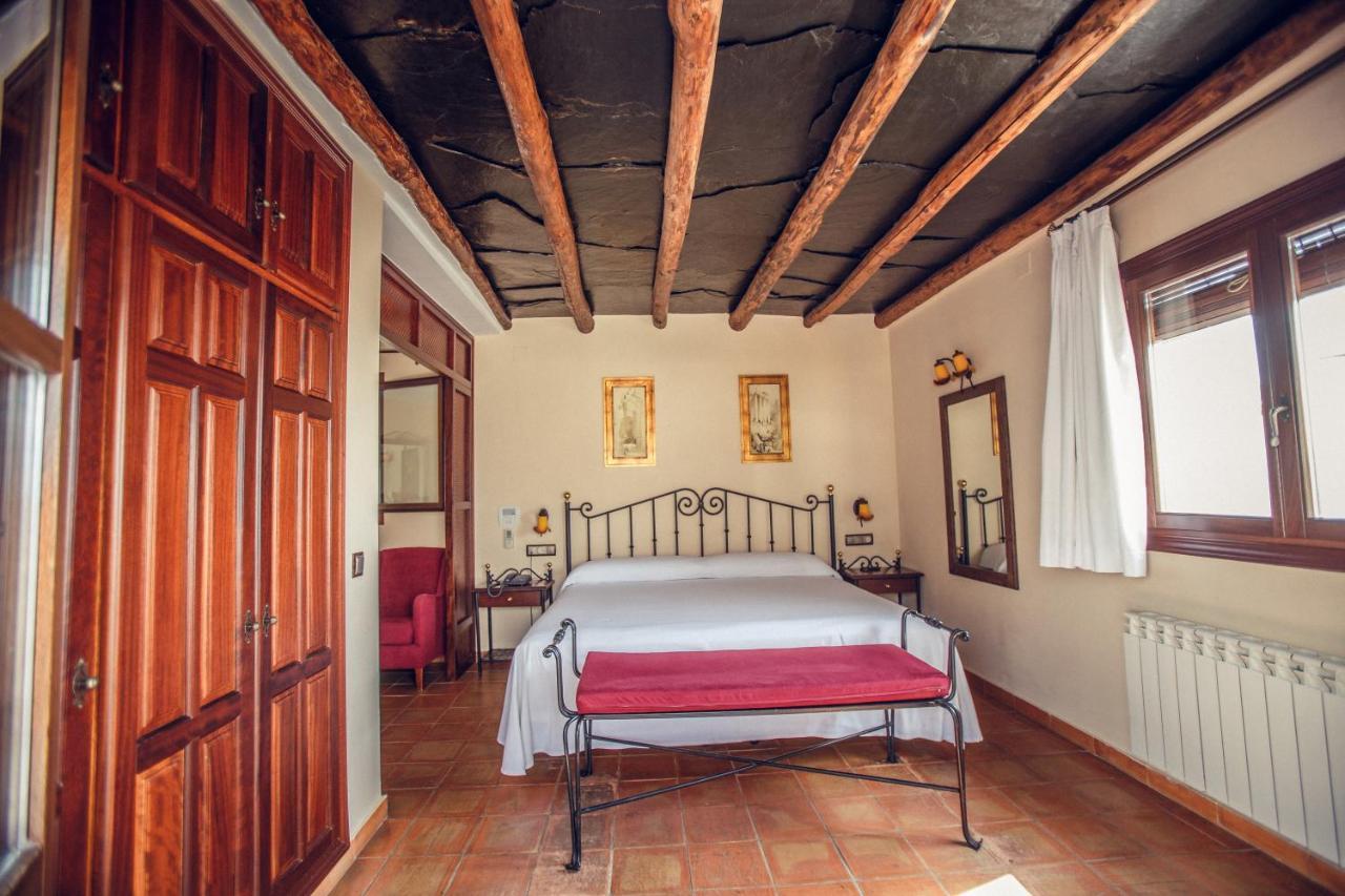 Hotel Llanos Capileira