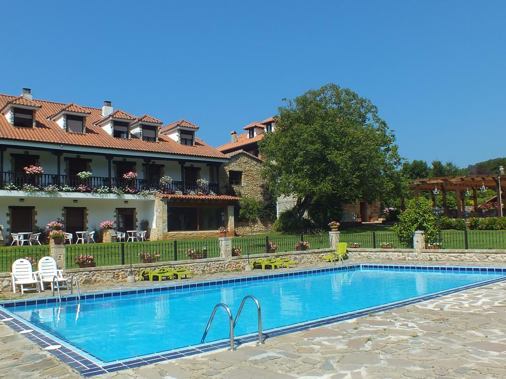 Guest house El Pomar Novales