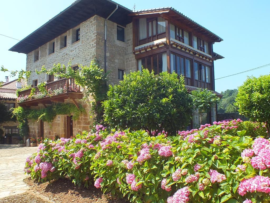 El Pomar Novales