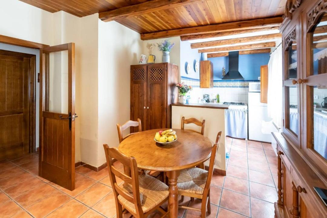 Casa La Tejeria * Bronchales