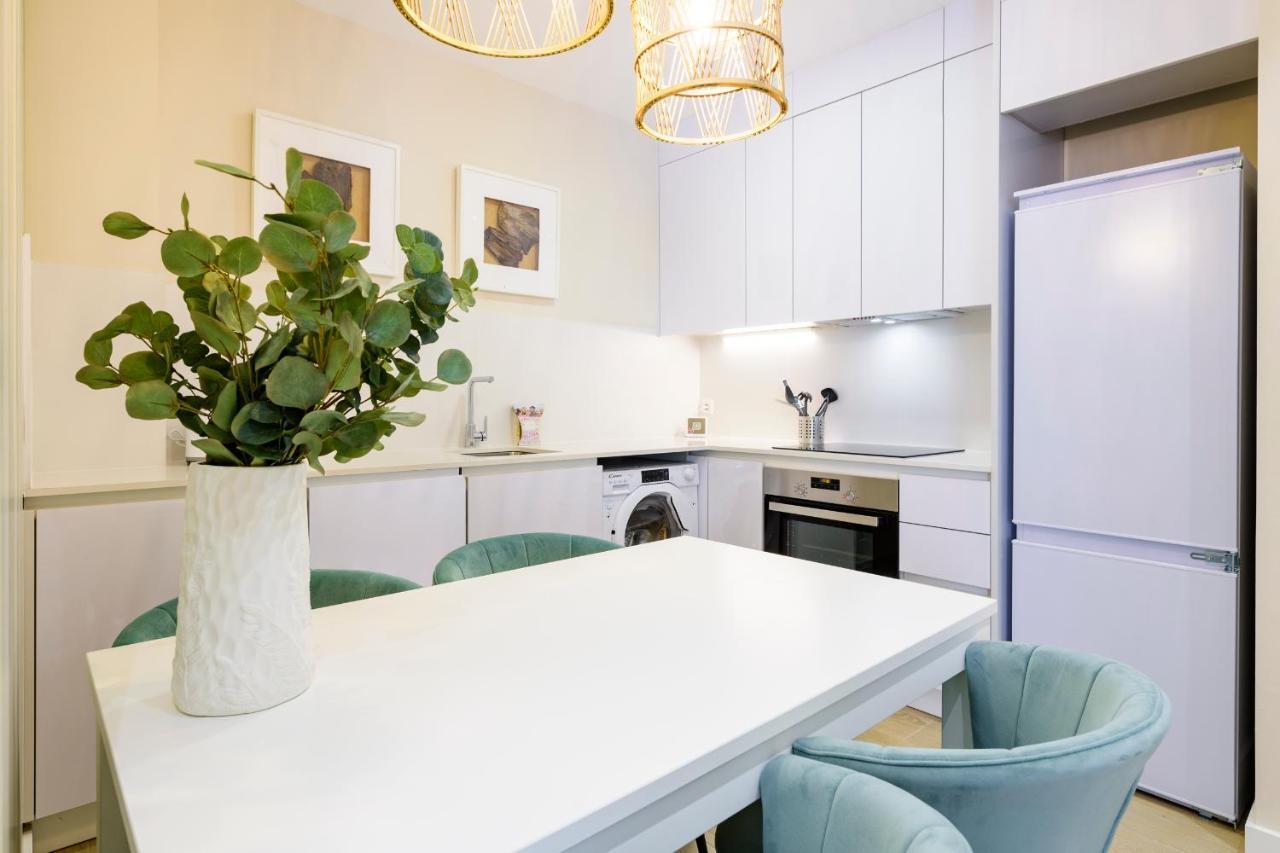 Reina Cabanal Apartment