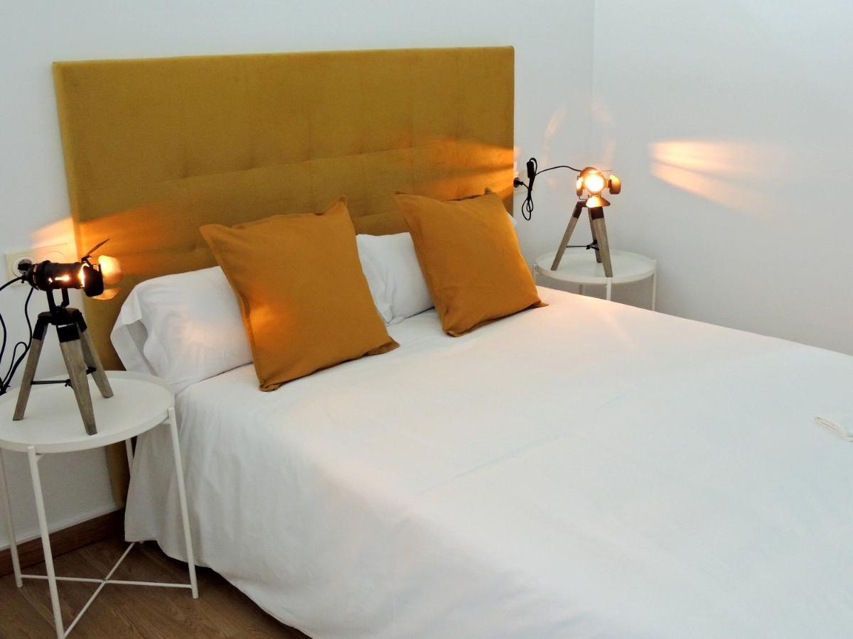 Casa Aurea-apartamento Zona Antigua,parking Y Wifi By Delabra Apartment
