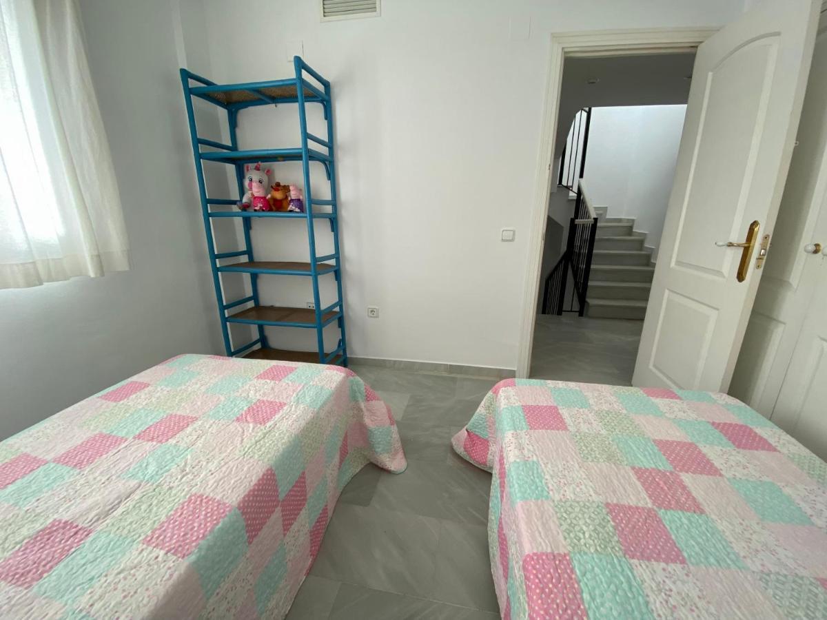 The Traveller's House Entre Hoyos Y La Playa *