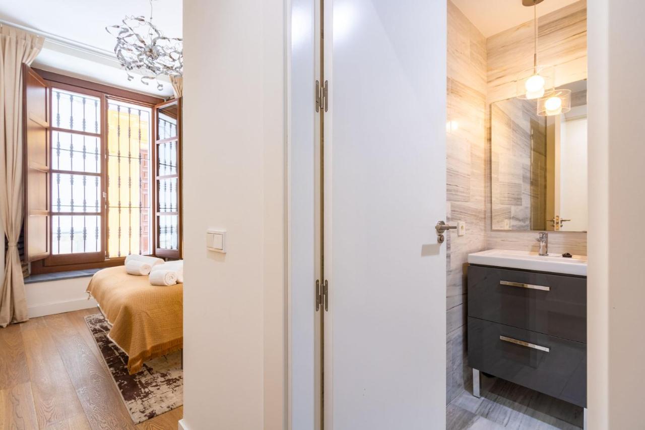 Angeles Santa Cruz Deluxe By Valcambre Apartment Seville