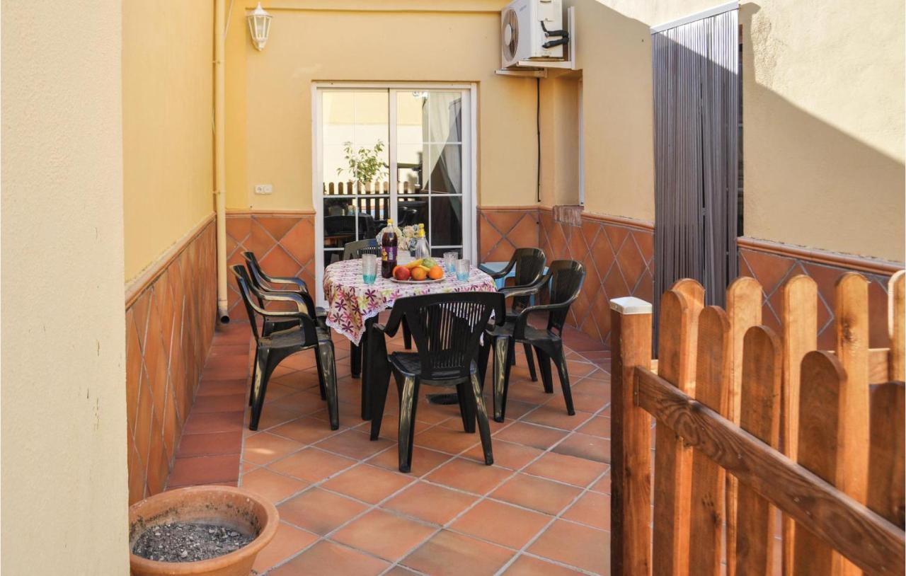 Cozy In Olivares With Outdoor Swimming Pool *