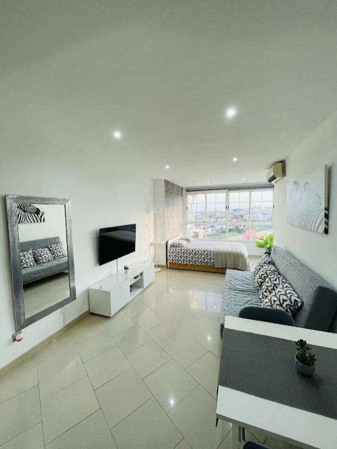 Precioso Moderno Y Con Piscina Apartamento