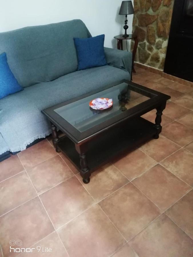 Vivienda Turistica De Rural El Almendro * Pegalajar