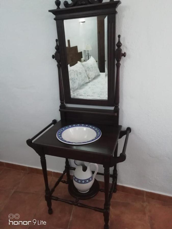 Vivienda Turistica De Rural El Almendro Casa rural