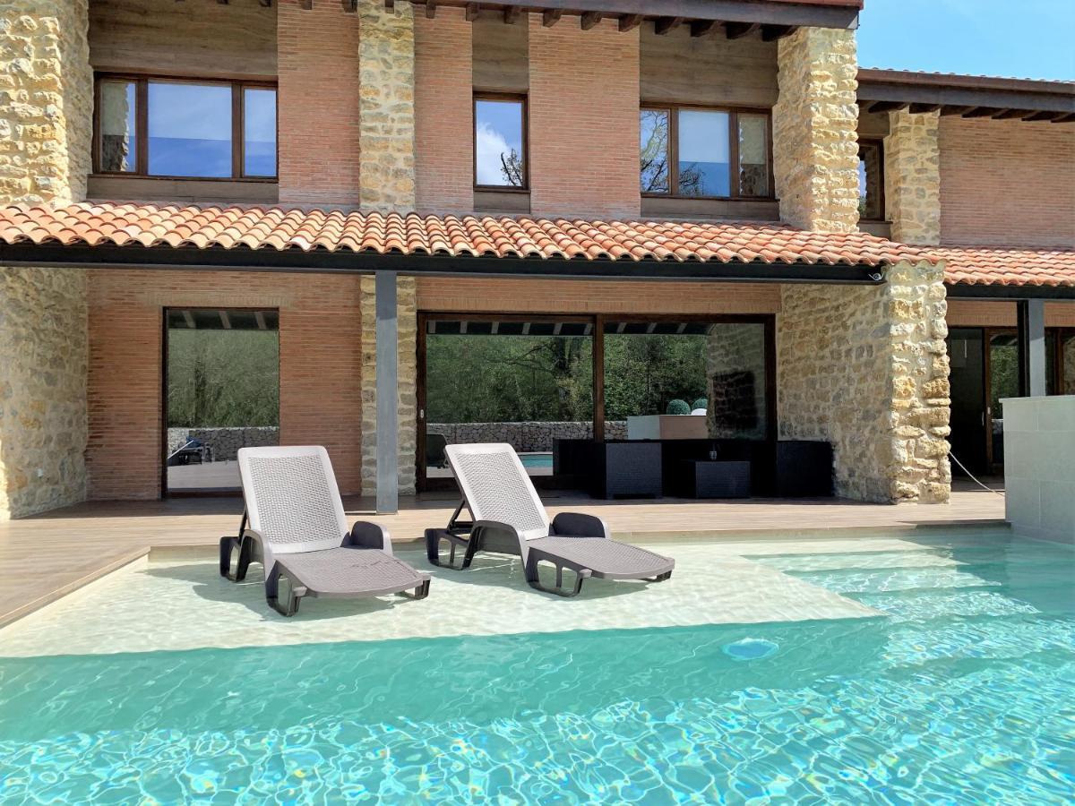 2 En Con Piscina Privada En Asturias El Marquesau Noriega