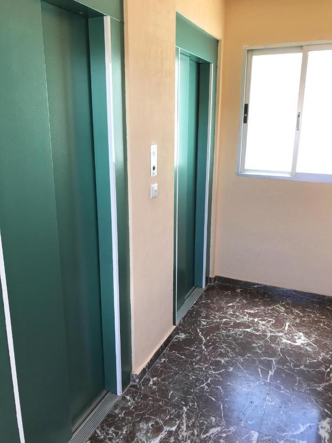 New 2br 100m-to-beach Free Parking * Fuengirola
