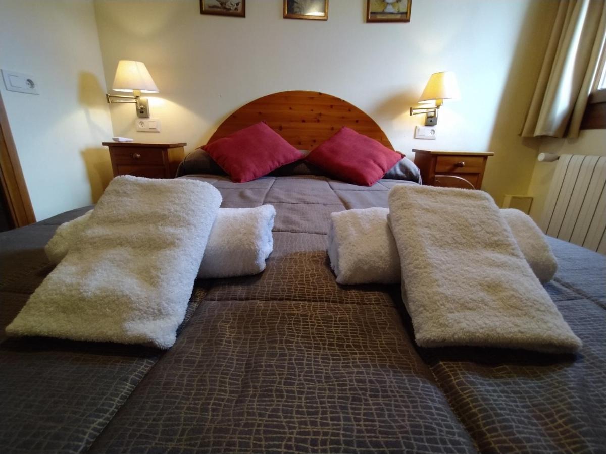 Hostel Centre Del Montsec Llimiana