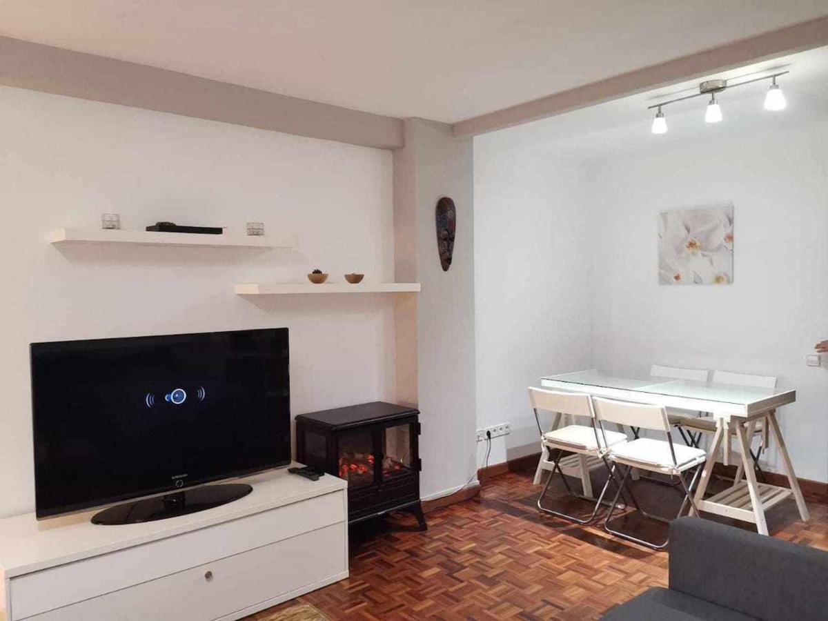 Apartamento Aledanos Apartment Jaca