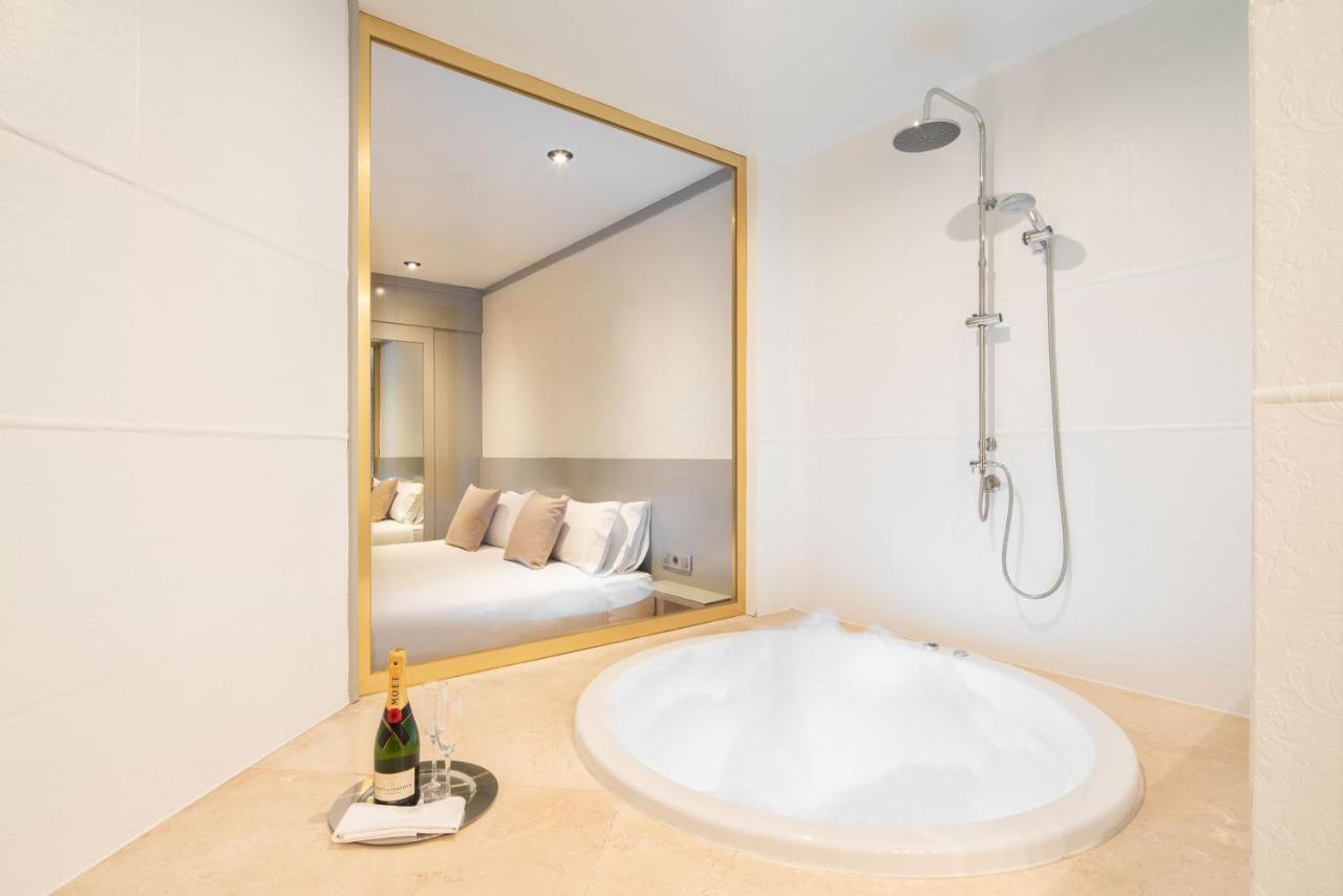 Punt 14 Hotel del amor