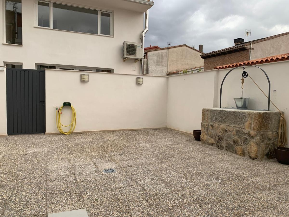 Acogedora Casa Con Patio En *