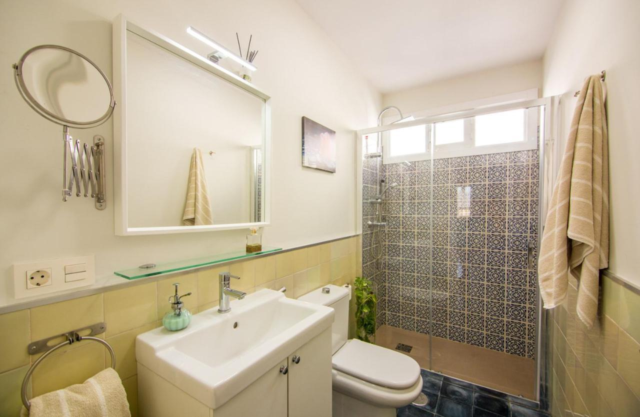 Casa Autosustentable Con Piscina, Huvagondili * Zahora
