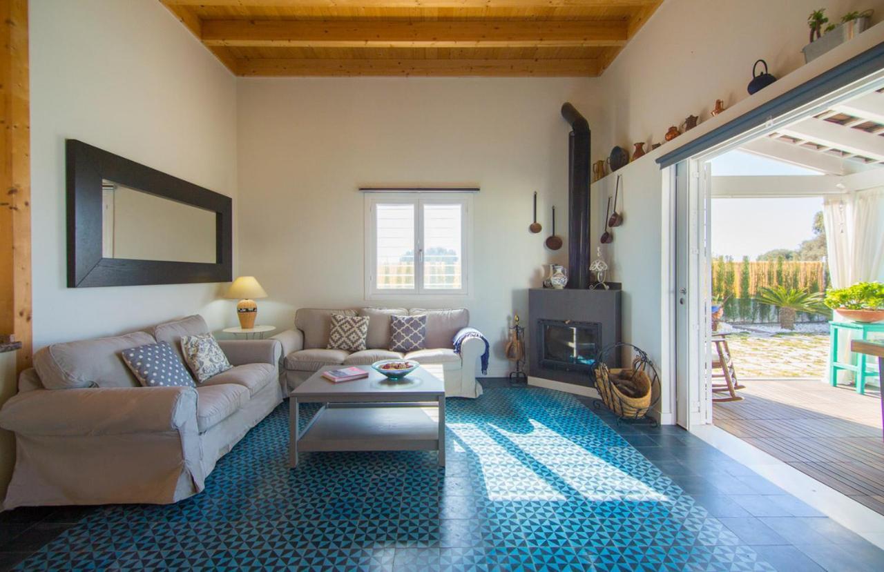 Casa Autosustentable Con Piscina, Huvagondili Holiday home Zahora
