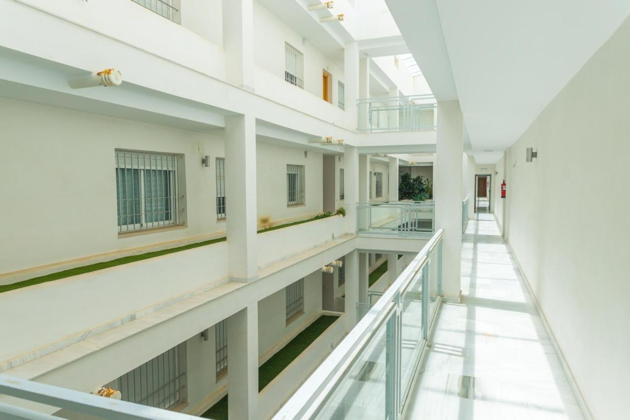 Del Mar - Estupendo Piso Con Terraza En Segunda Línea Apartamento Barbate