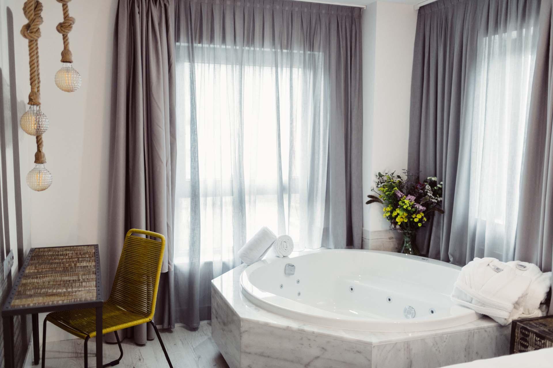 Cuevas - Adults Only Hotel Santillana del Mar