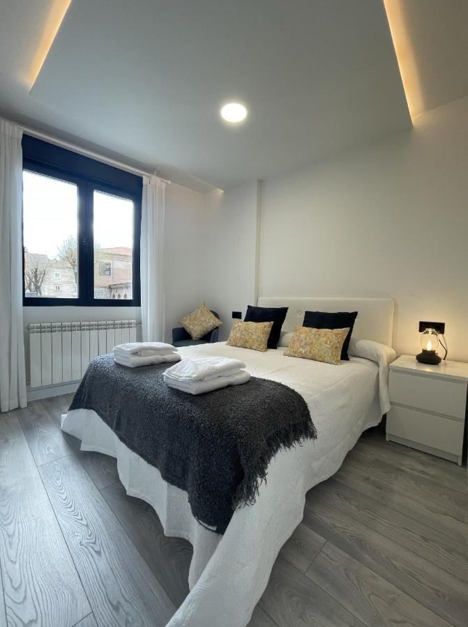 Apartamento Nuevo Con Patio, Situado En El Centro. Apartment